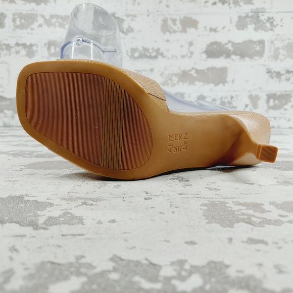 Elegant Tan Heeled Mules - Picture 8 of 12